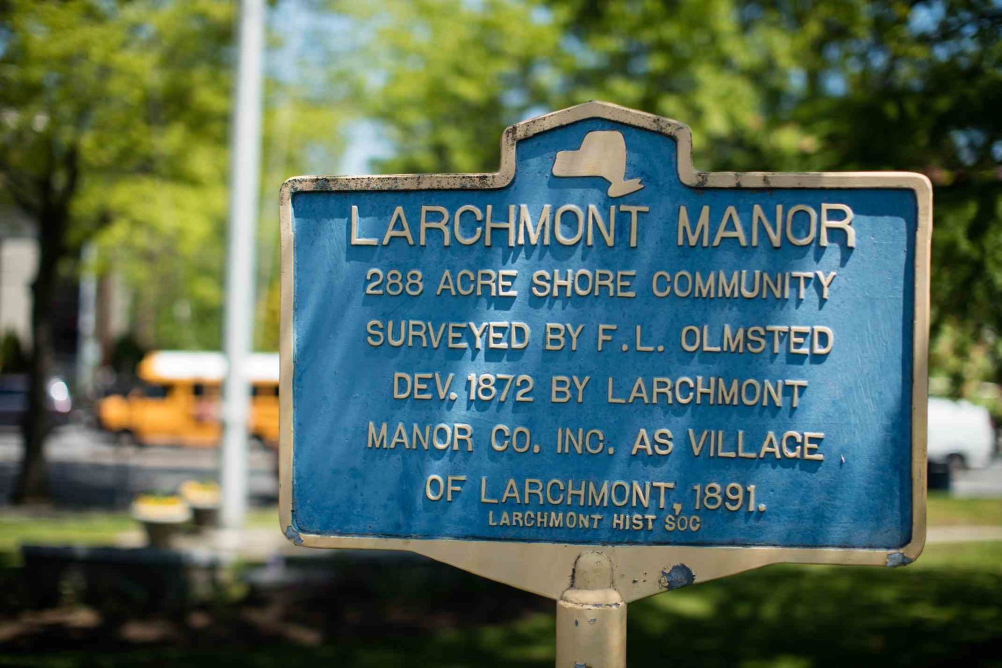 Larchmont_cropped